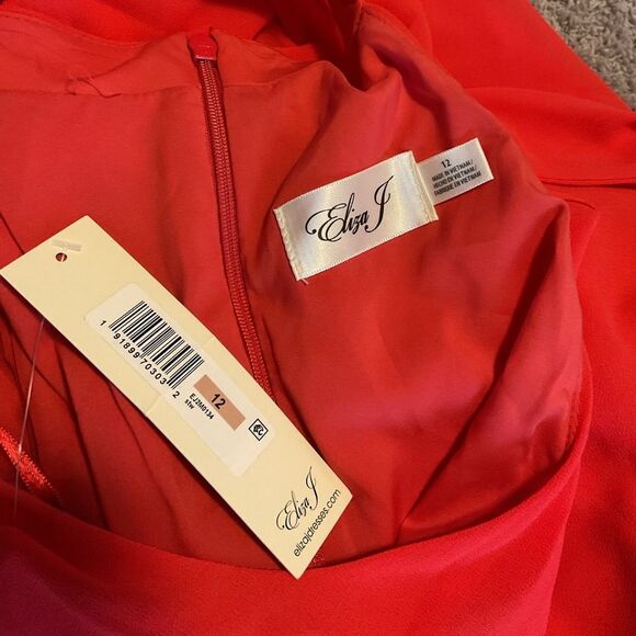 Eliza J Tiered Halter Flounce Hem Popover Dress in Strawberry Red Size 12 - Picture 6 of 6